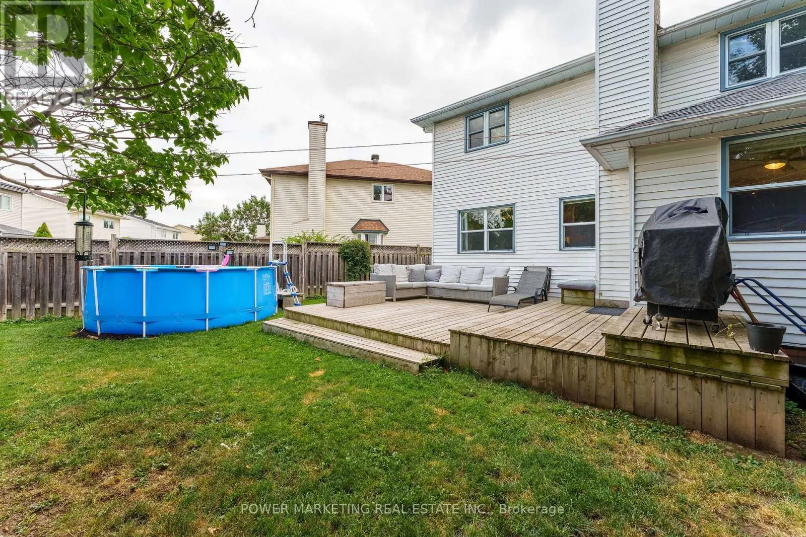 1809 CHOPIN PLACE