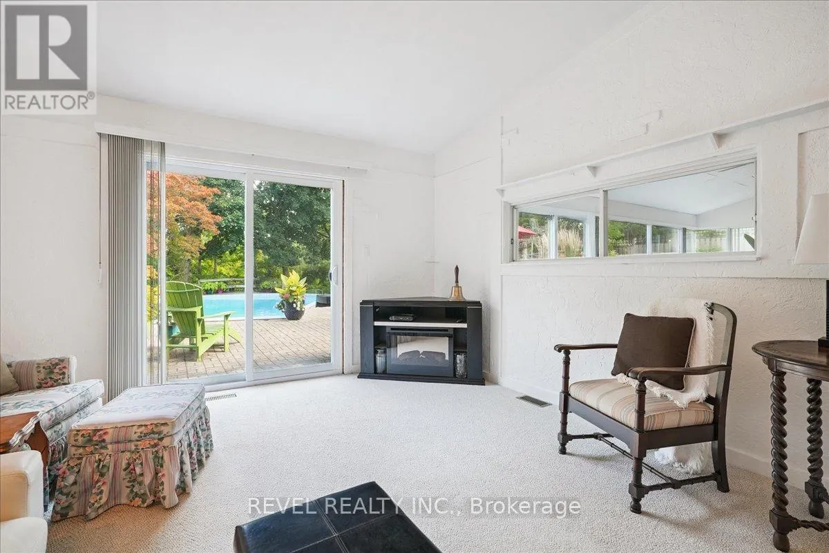 18 BRENTWOOD DRIVE