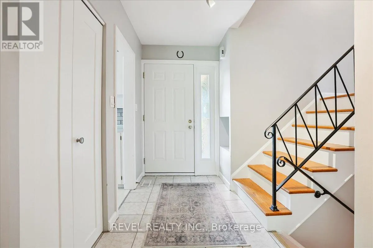 18 BRENTWOOD DRIVE