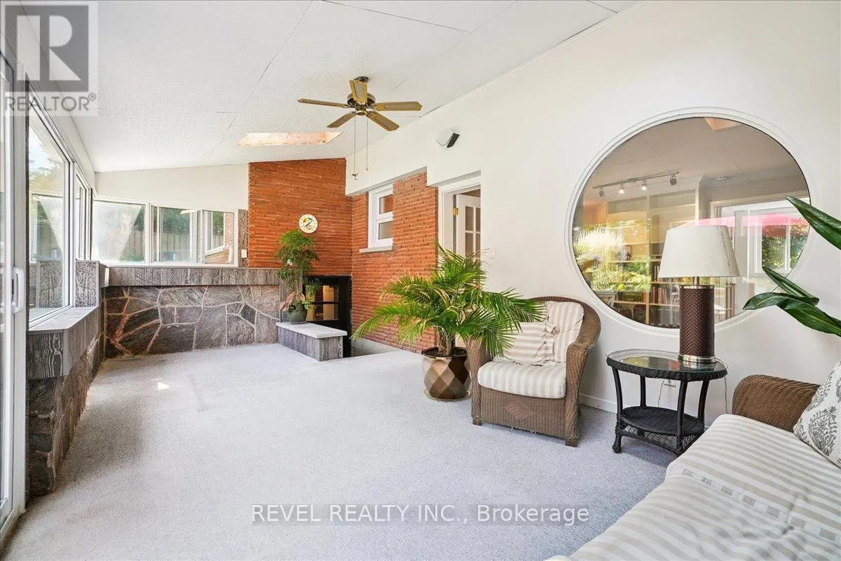 18 BRENTWOOD DRIVE