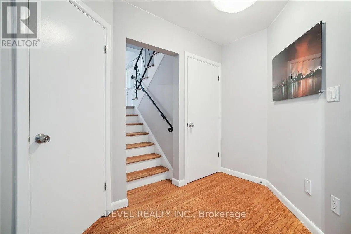 18 BRENTWOOD DRIVE