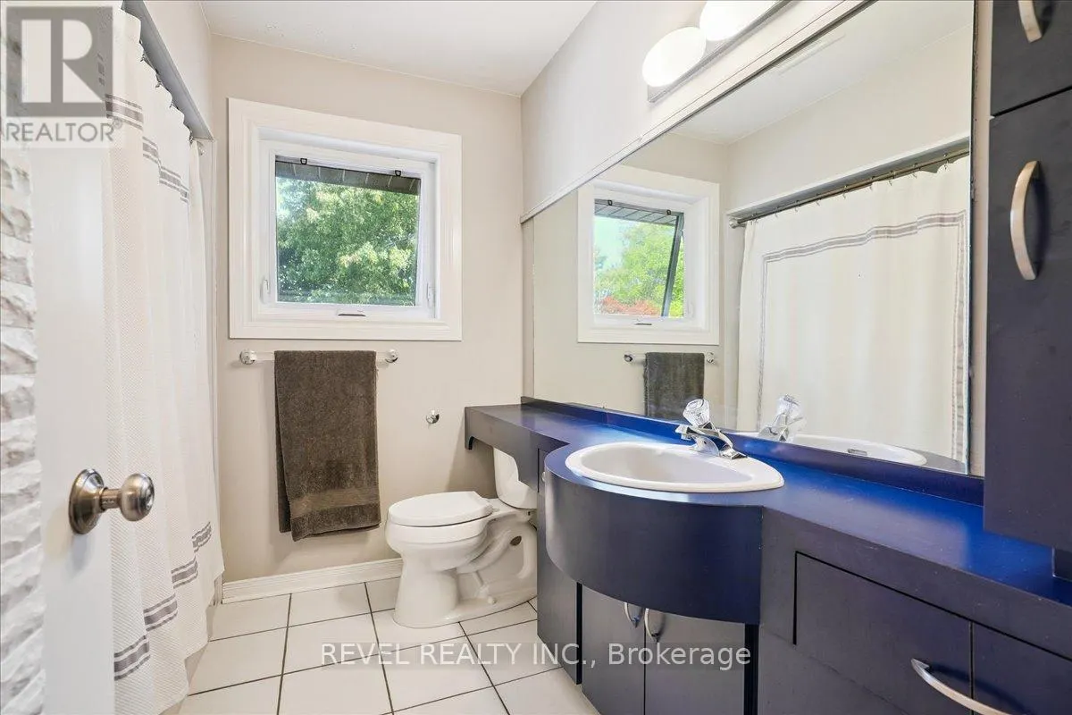18 BRENTWOOD DRIVE