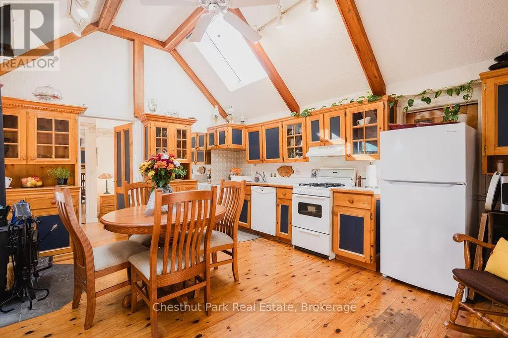 1150 CARLSMOUNT ROAD