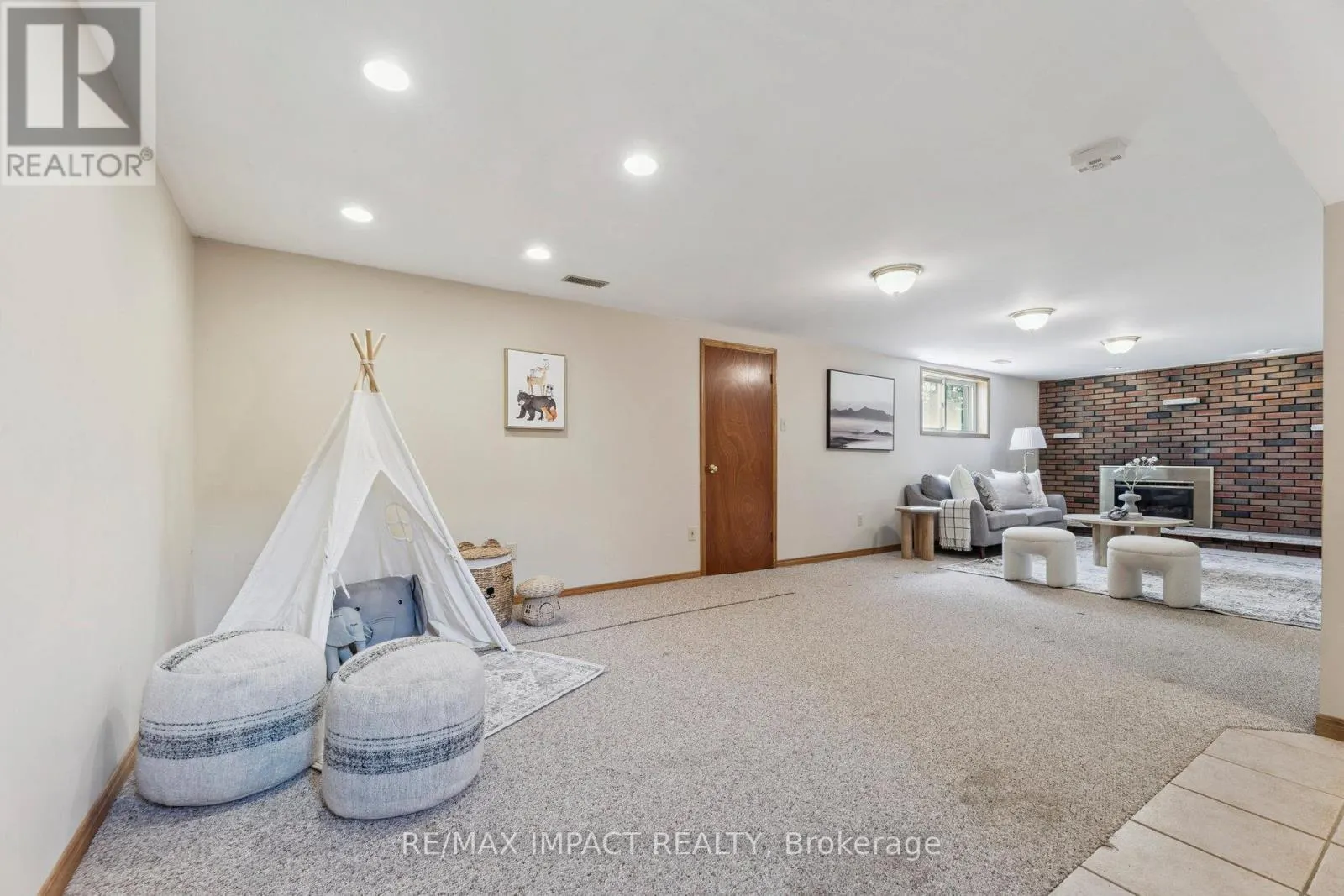 298 PLATI AVENUE