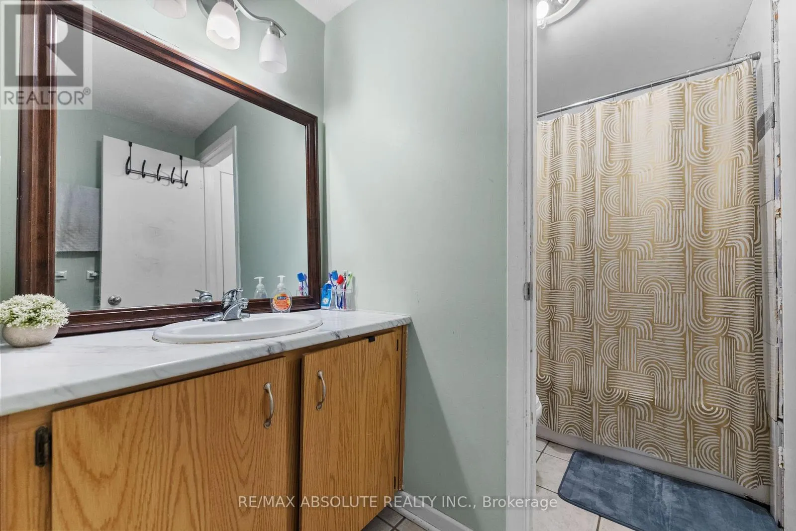 6138 BROOKSIDE LANE