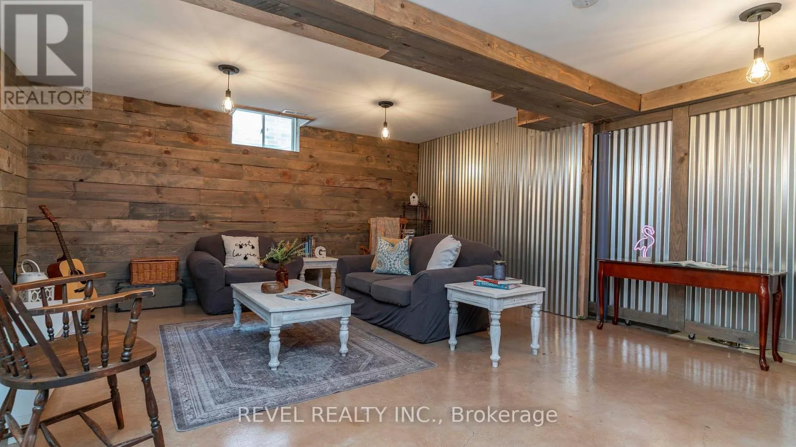 1520 LOGANS TRAIL