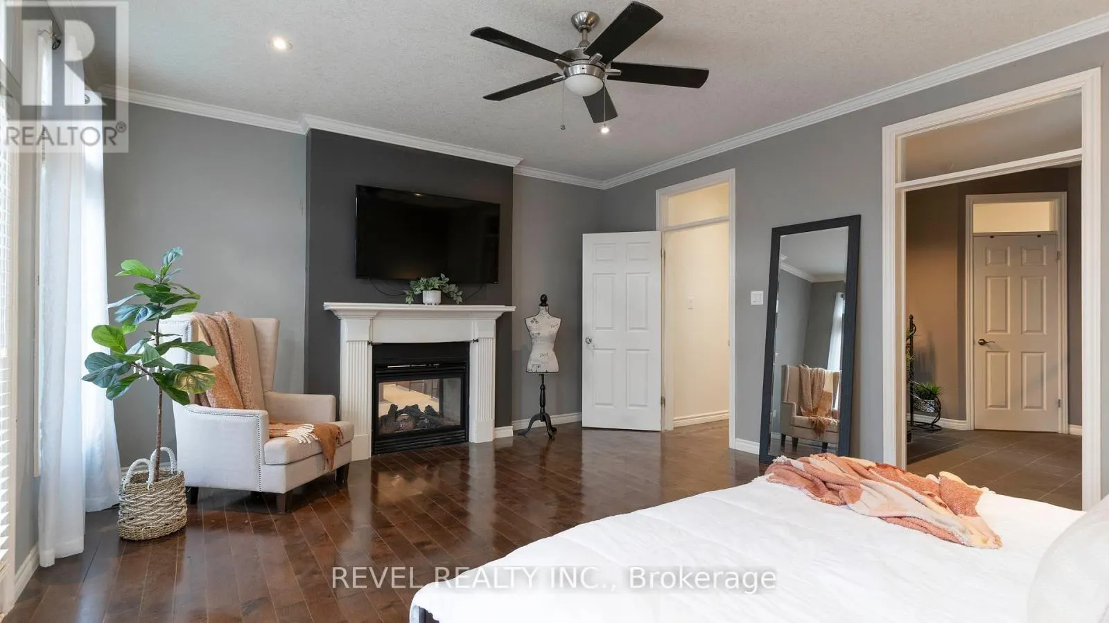 1520 LOGANS TRAIL