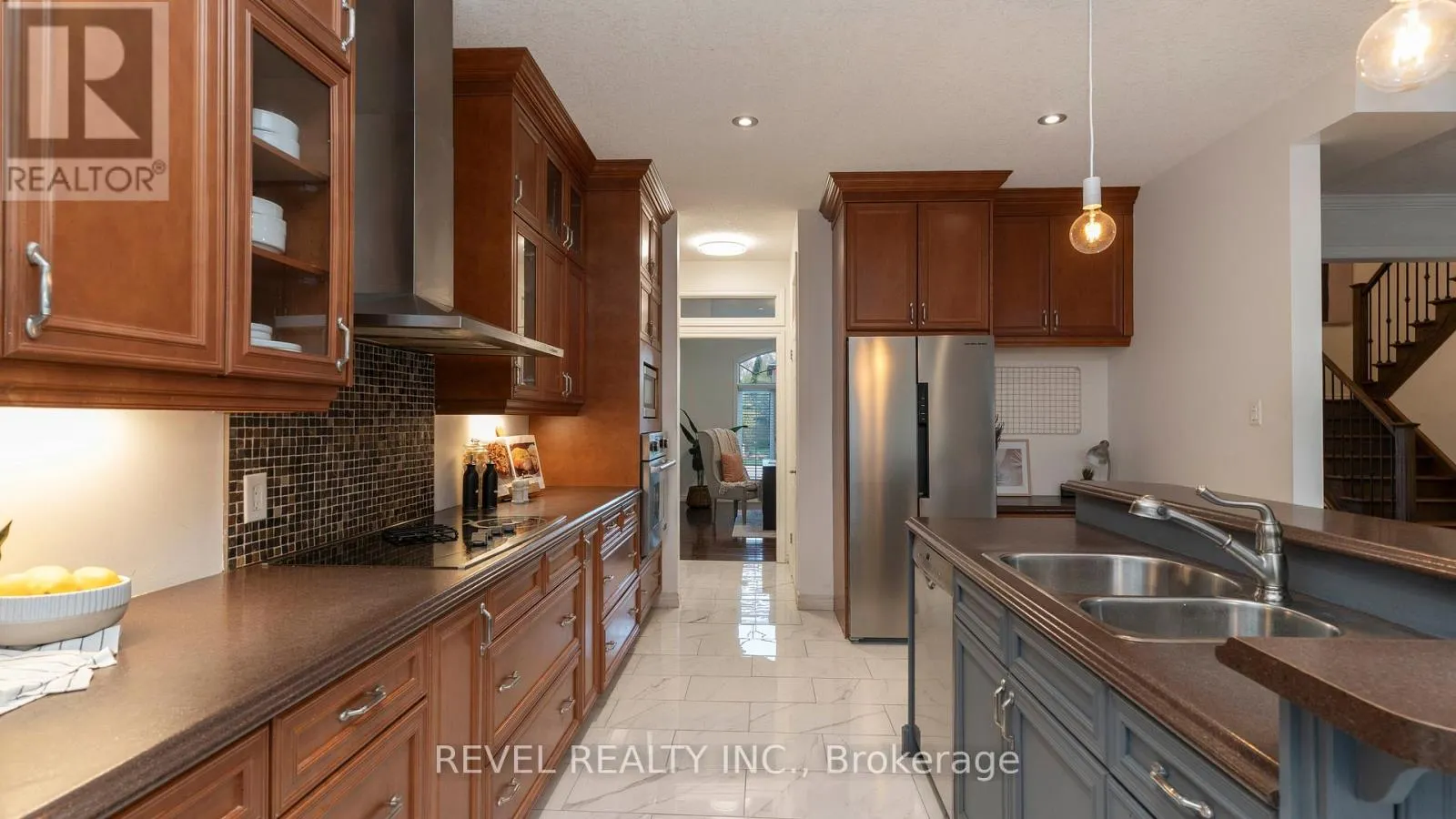 1520 LOGANS TRAIL