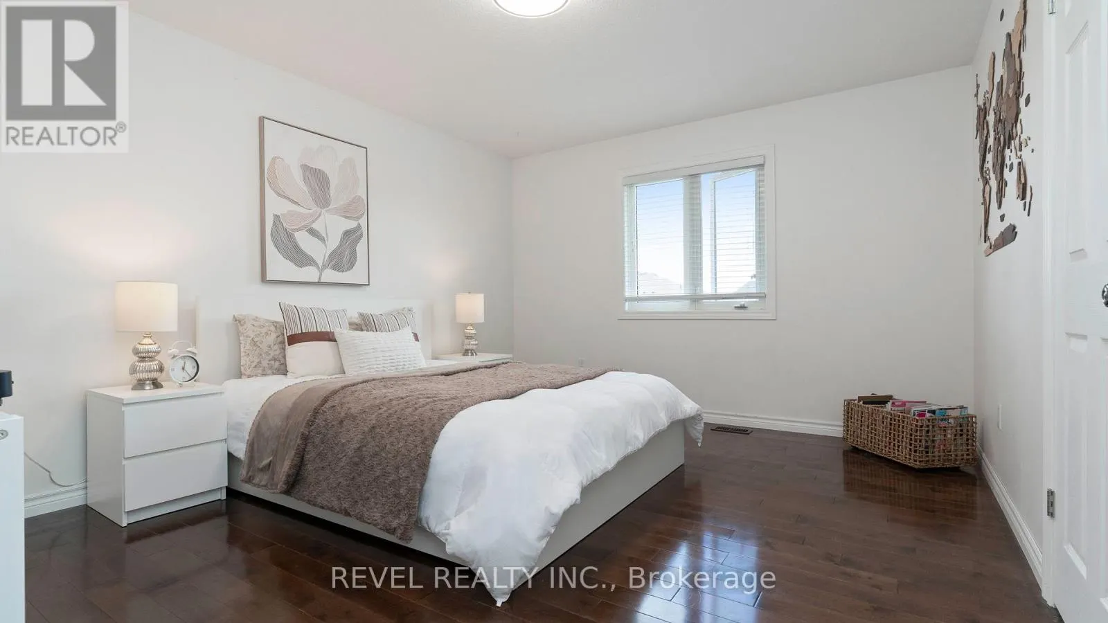 1520 LOGANS TRAIL