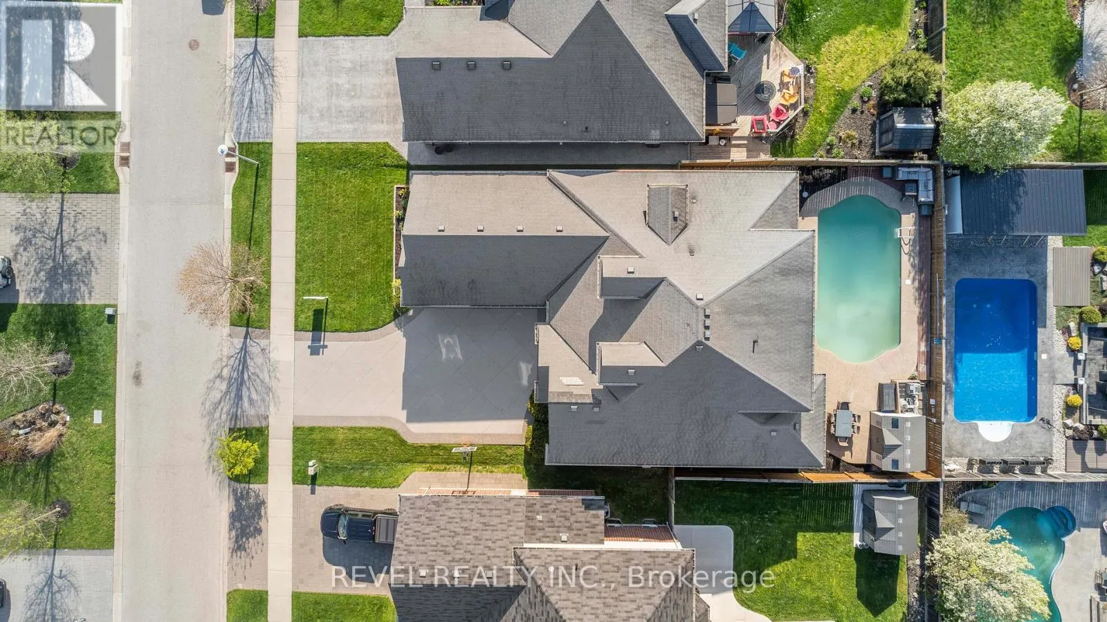 1520 LOGANS TRAIL
