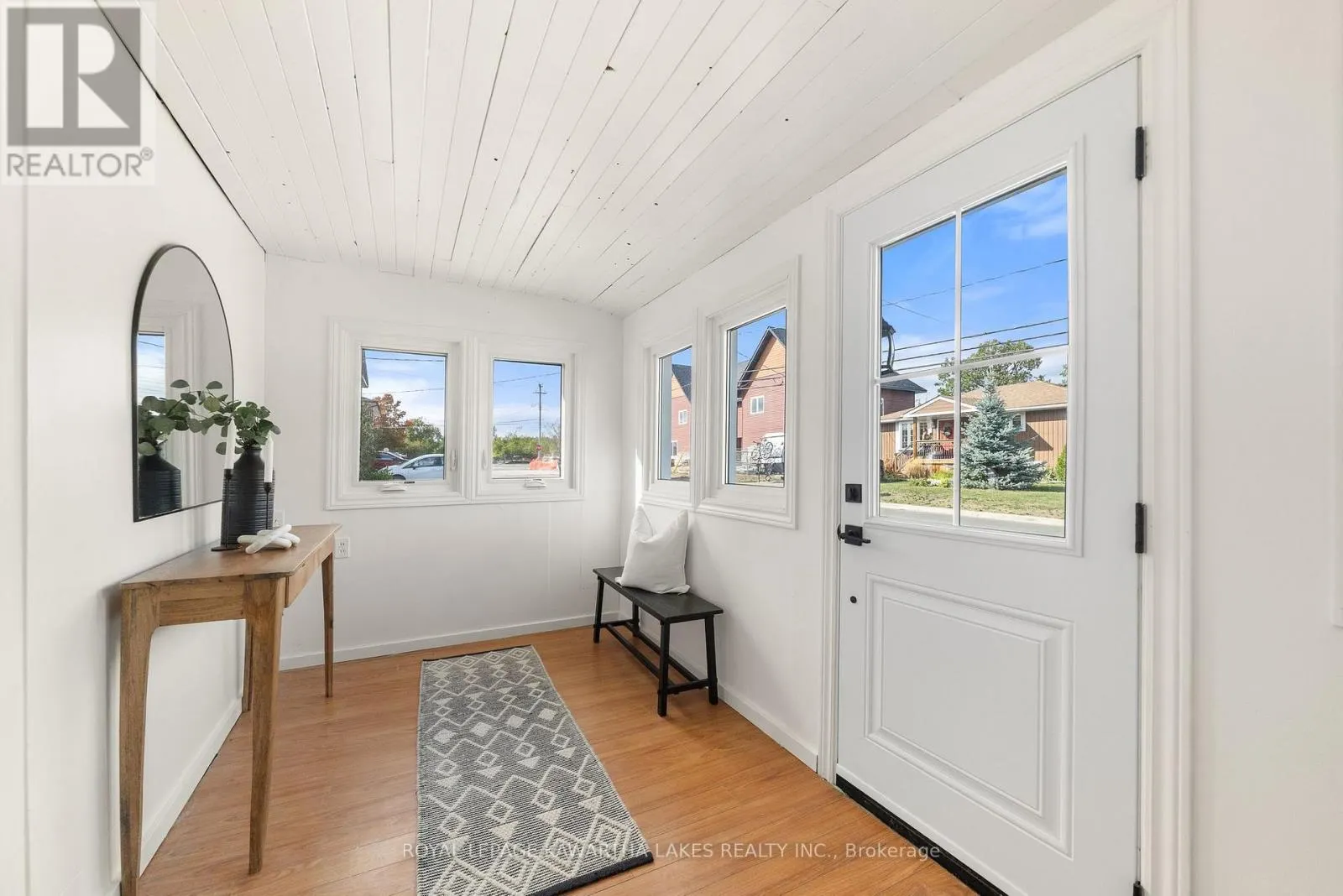 19 PRINCE STREET E