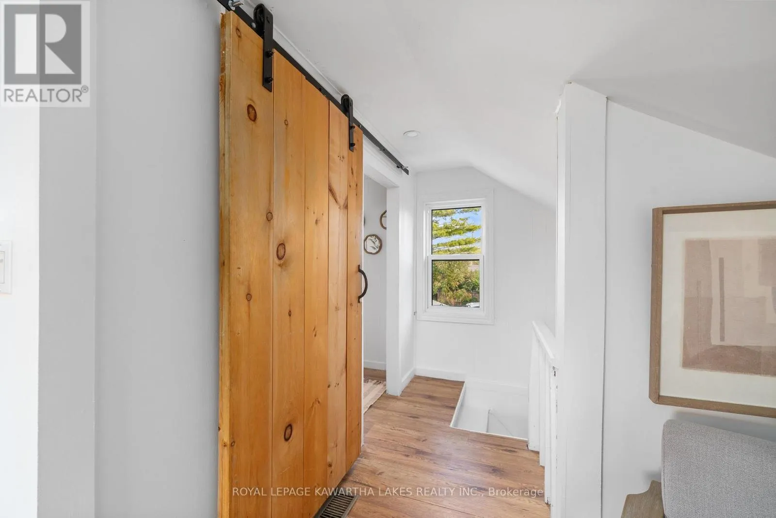 19 PRINCE STREET E