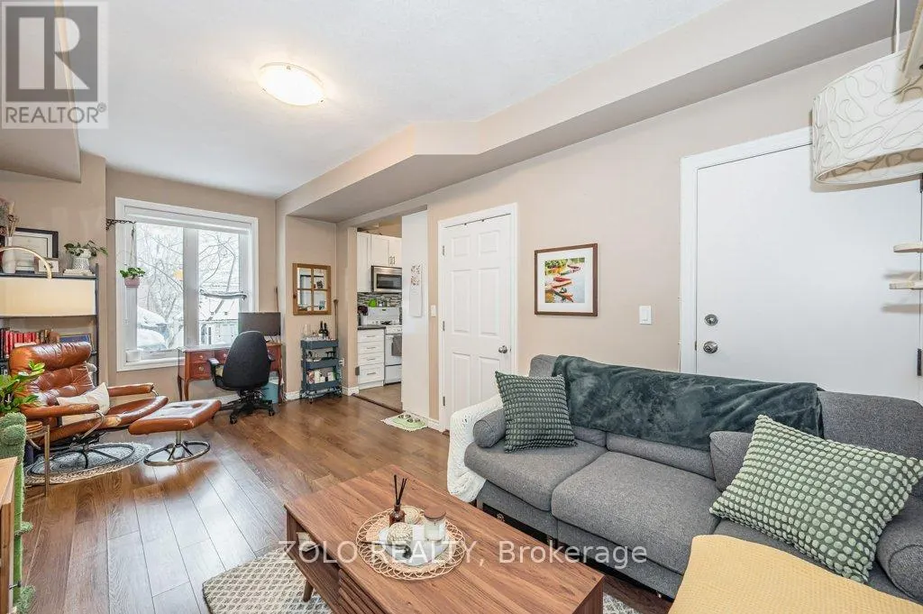 43 FORBES AVENUE