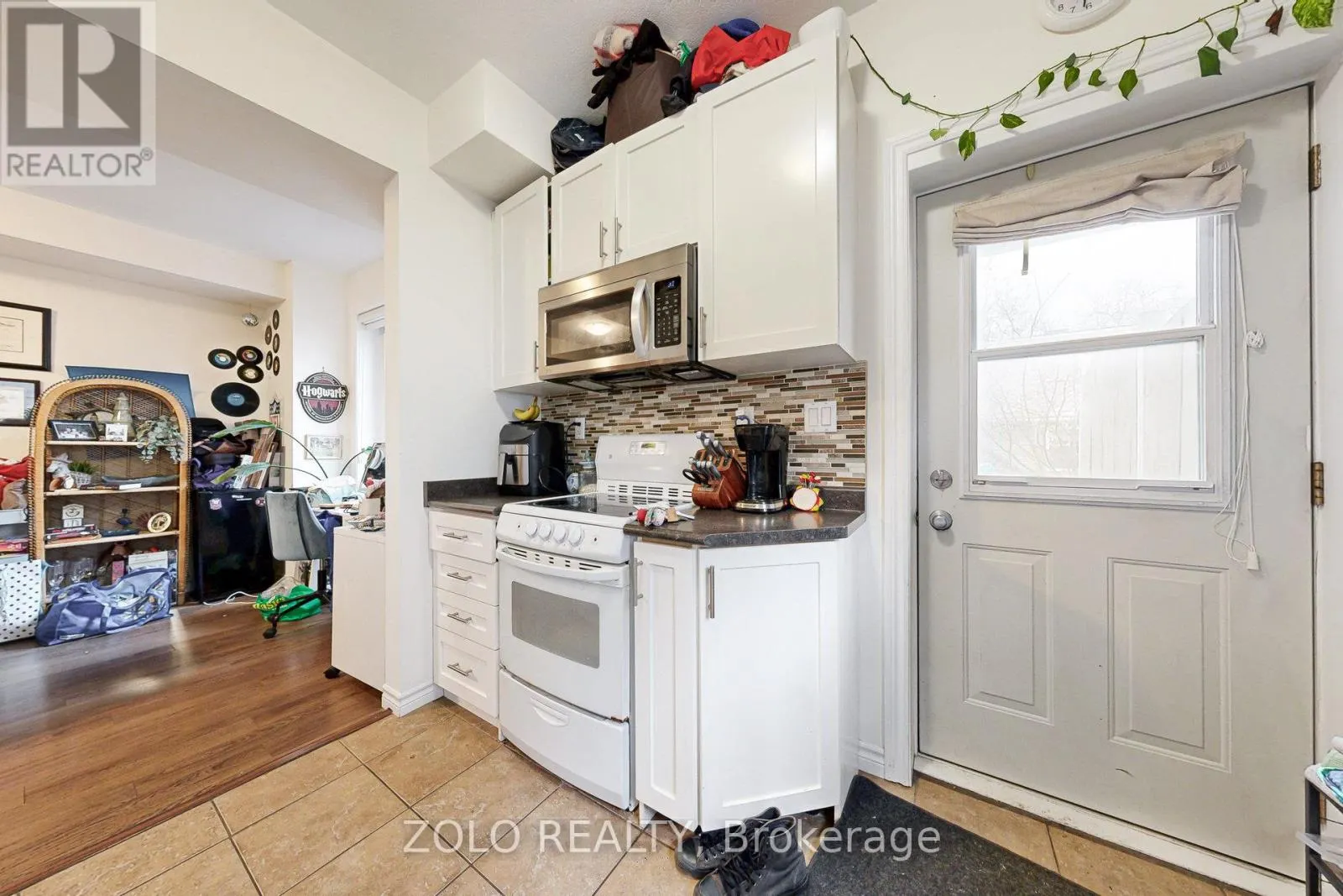 43 FORBES AVENUE
