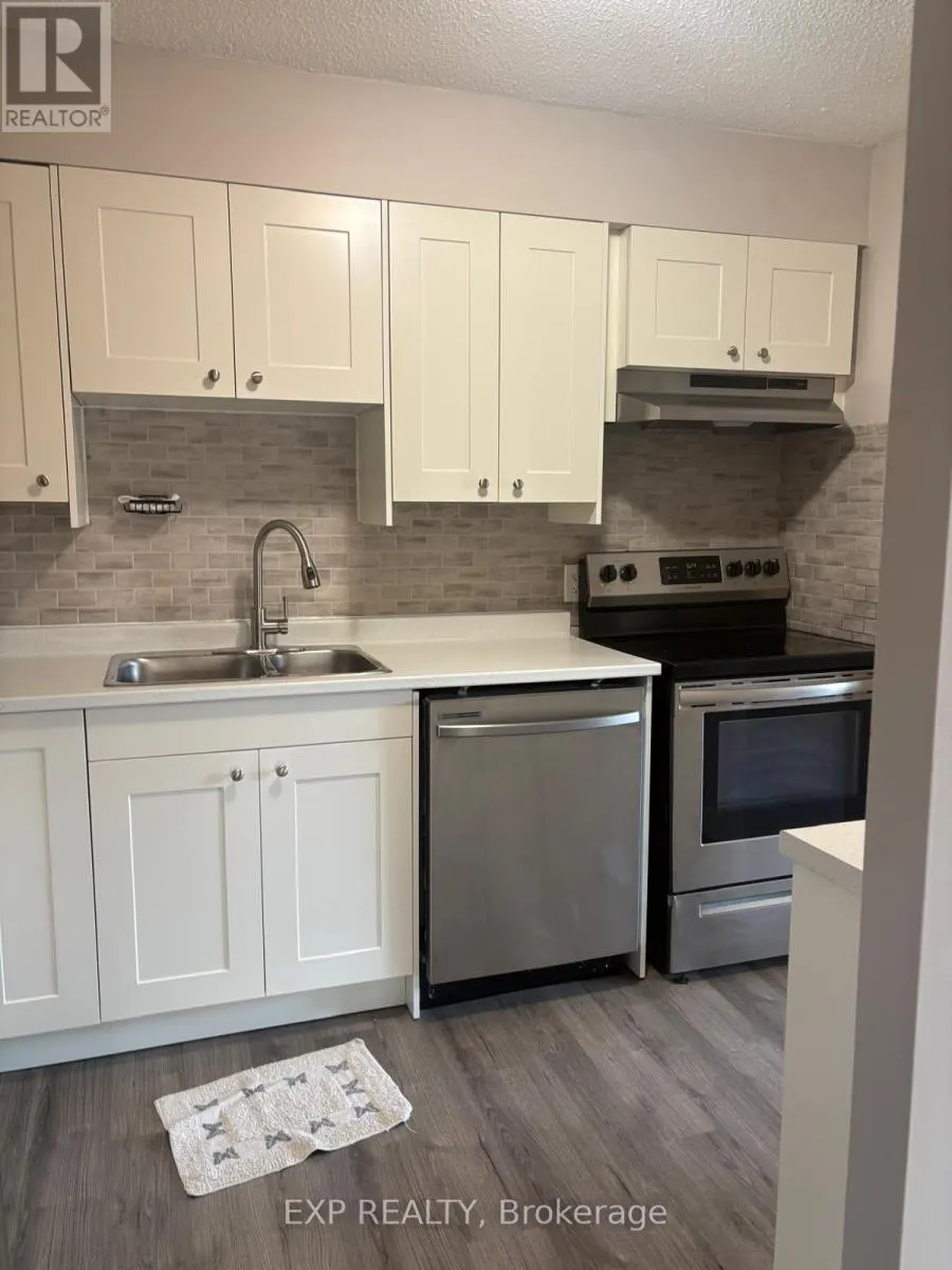 G3 - 158 MCARTHUR AVENUE