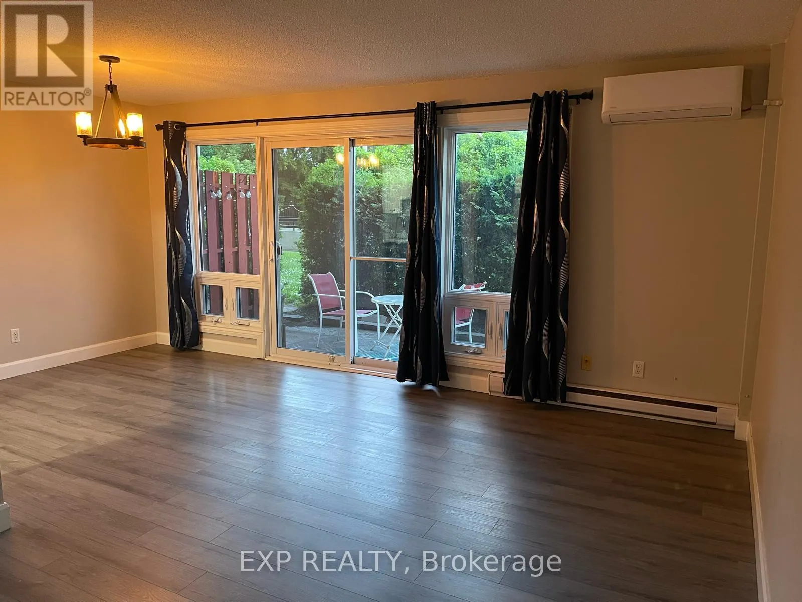 G3 - 158 MCARTHUR AVENUE