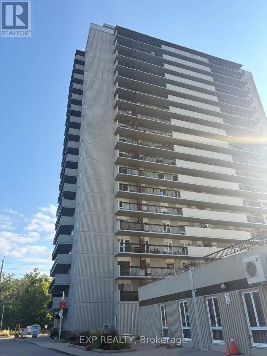 G3 - 158 MCARTHUR AVENUE