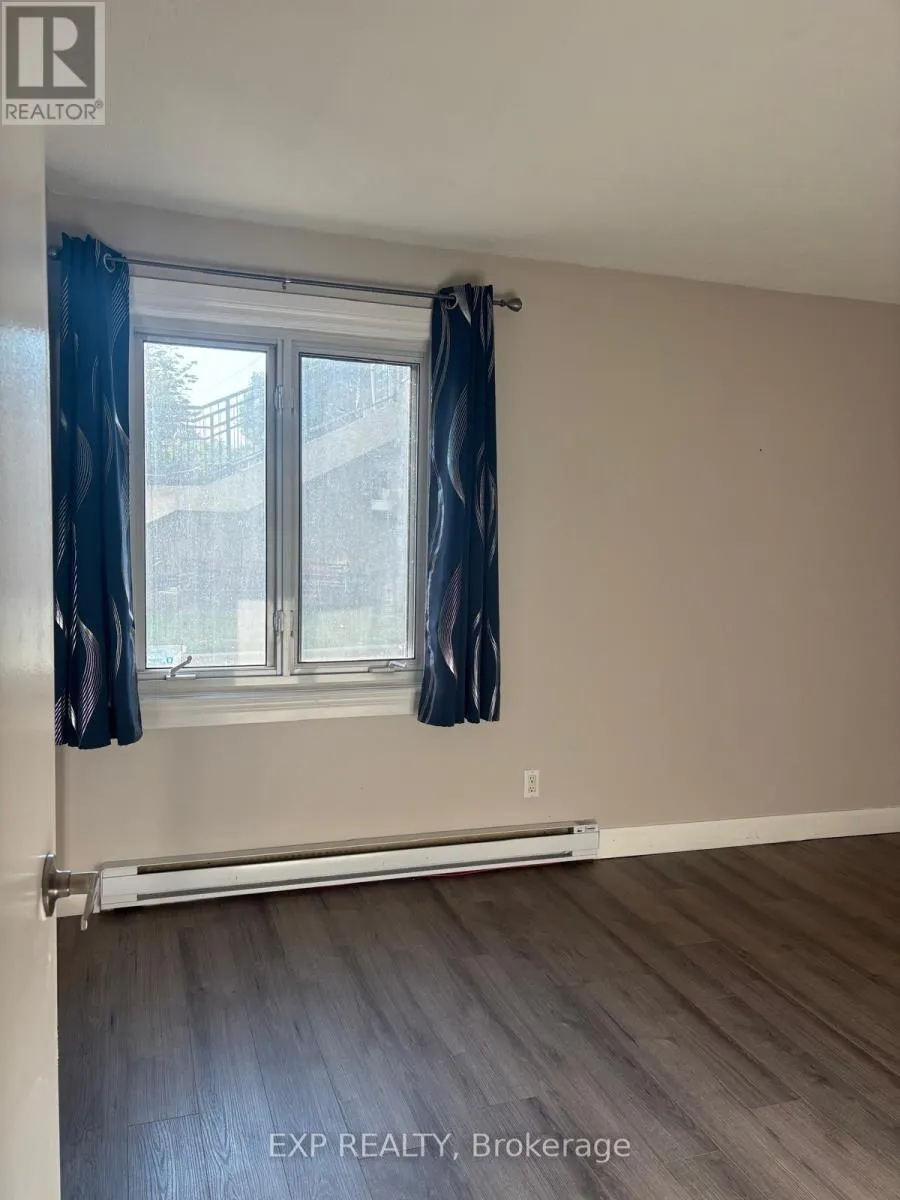 G3 - 158 MCARTHUR AVENUE