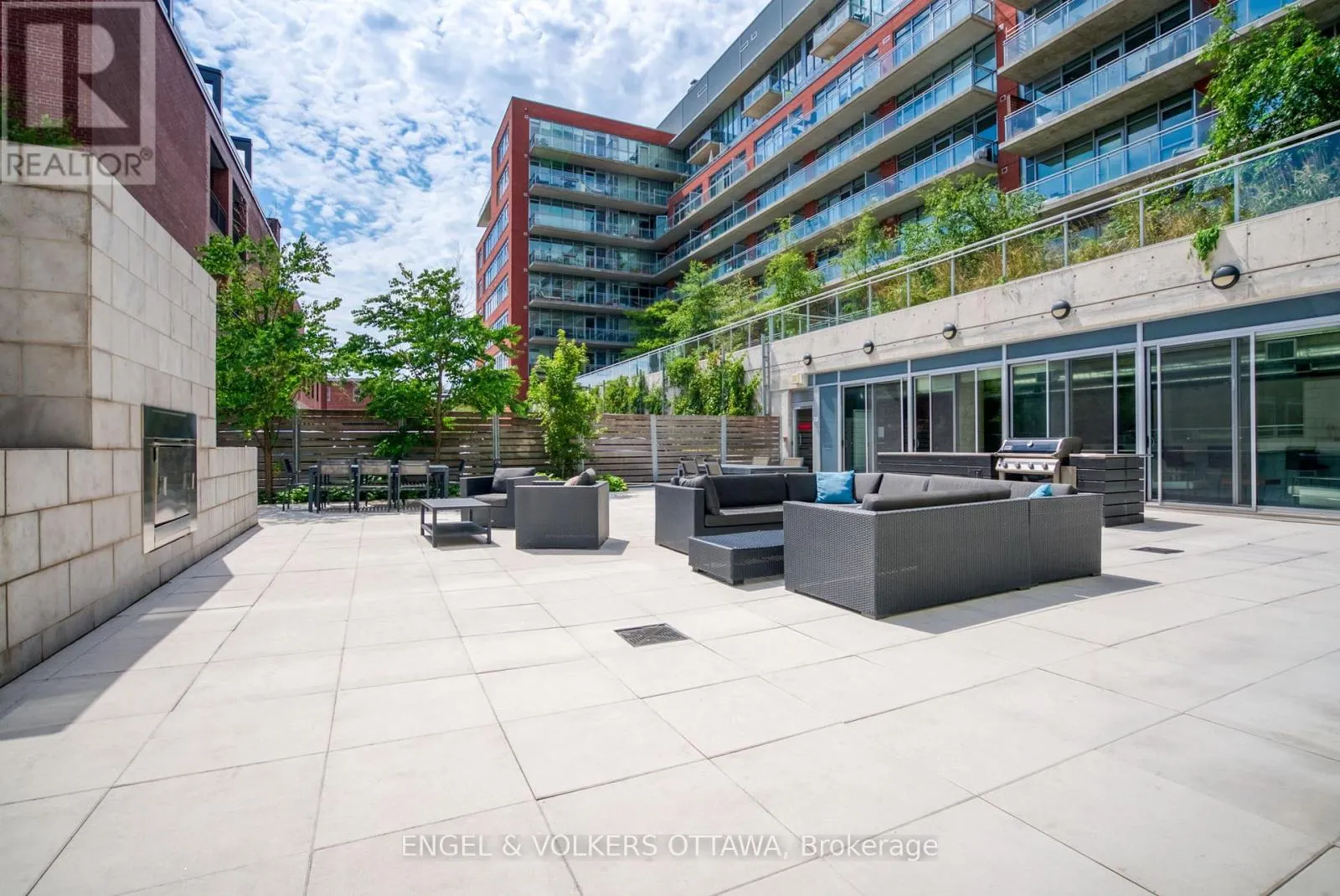 603 - 360 MCLEOD STREET