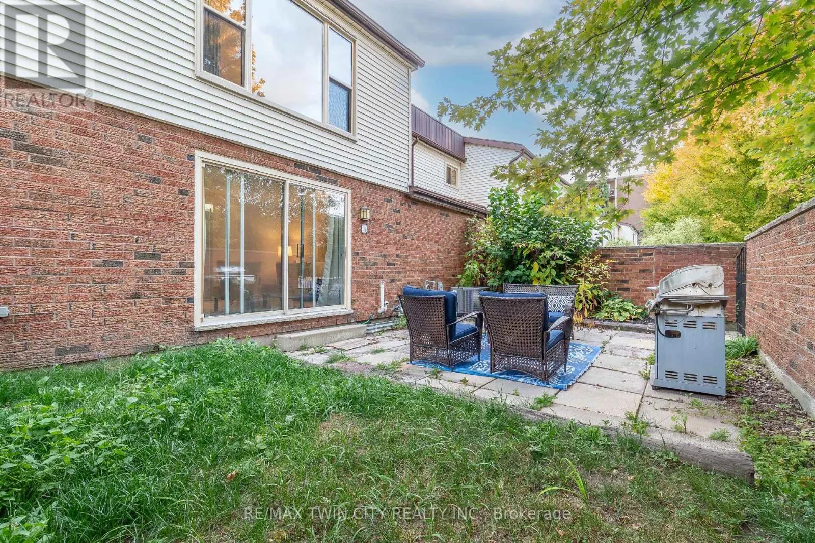 60 - 770 FANSHAWE PARK ROAD E