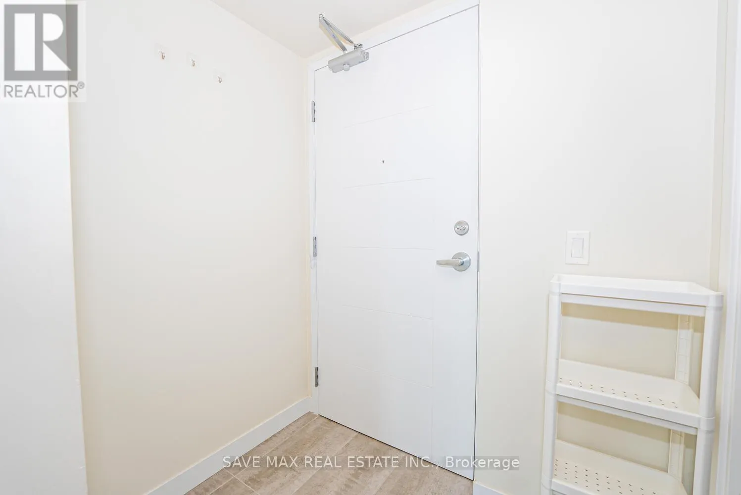 405 - 257 HEMLOCK STREET