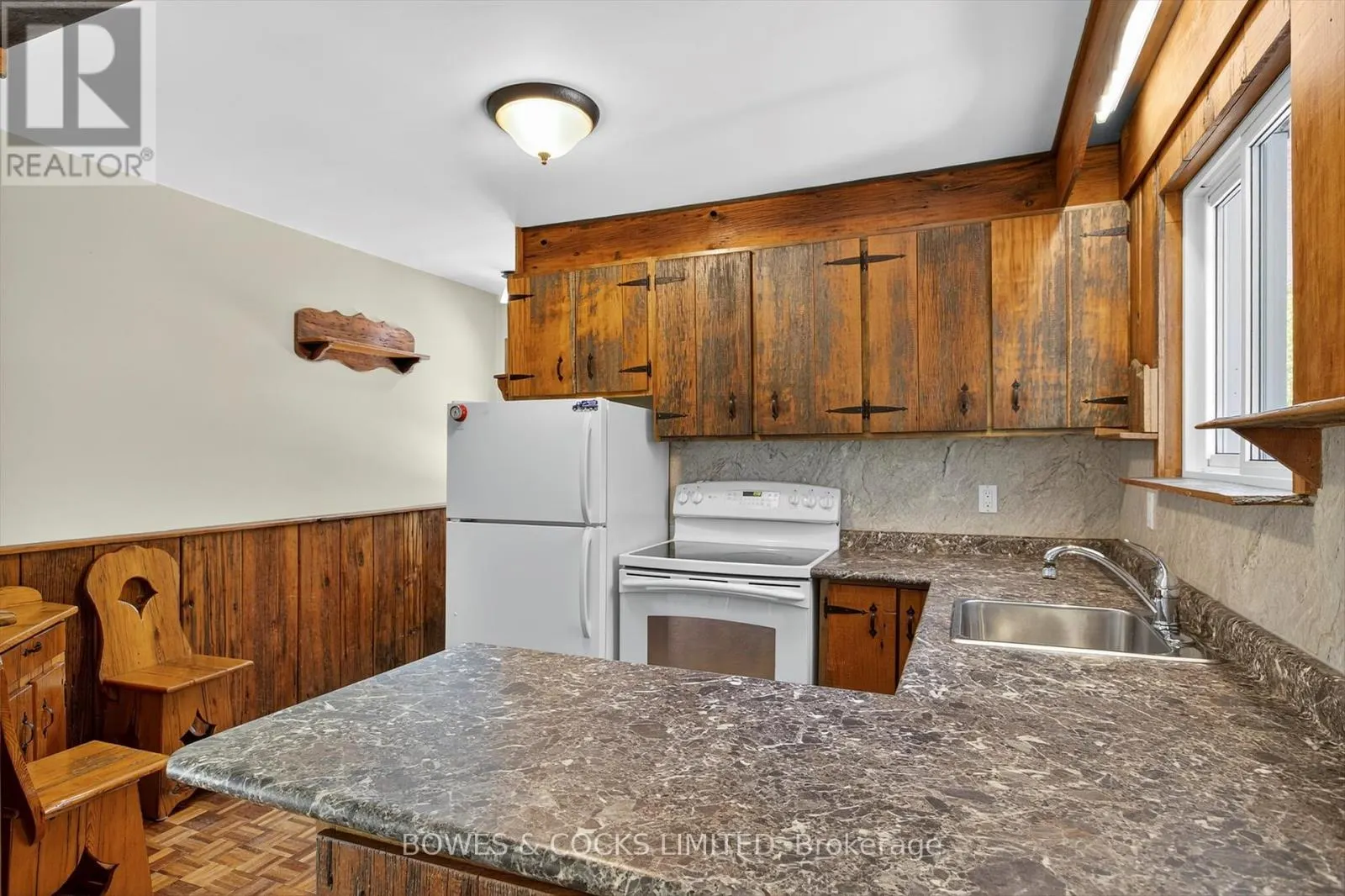374 COUNTY ROAD 4