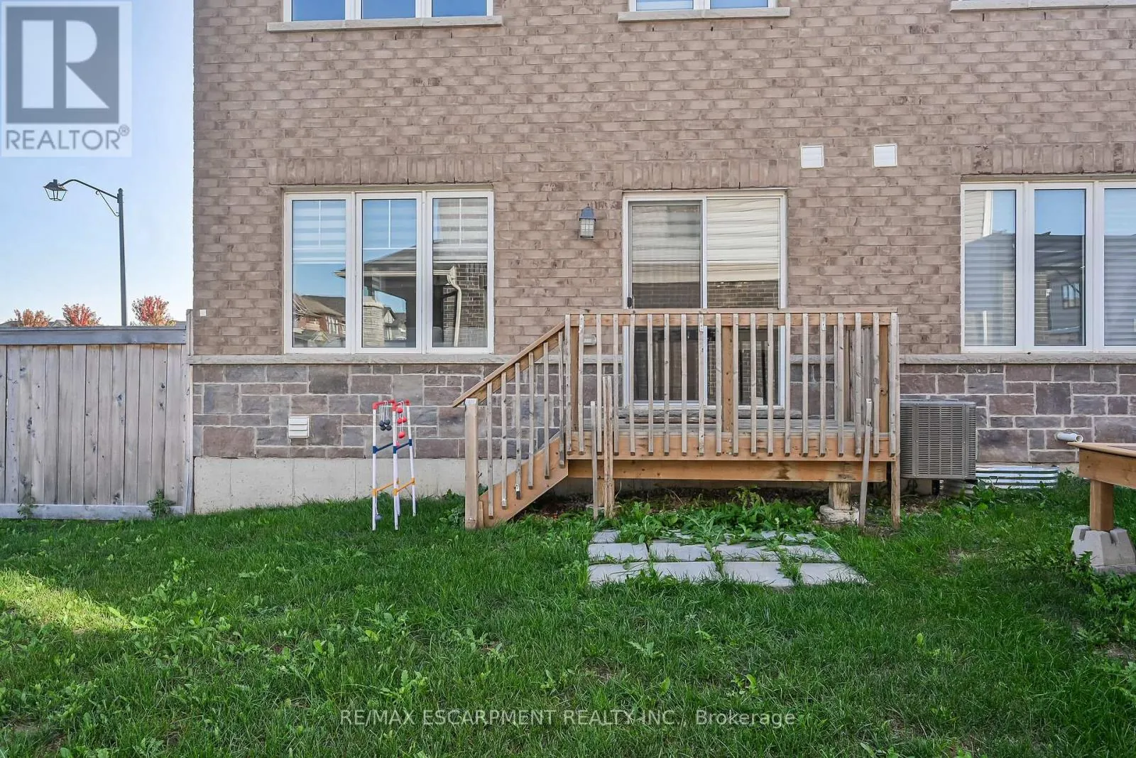 164 MACLACHLAN AVENUE
