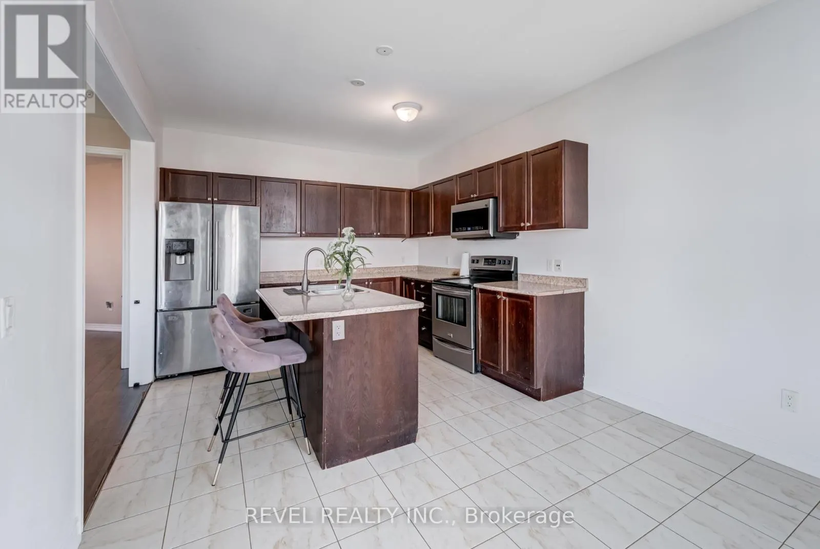 644 ARMSTRONG ROAD