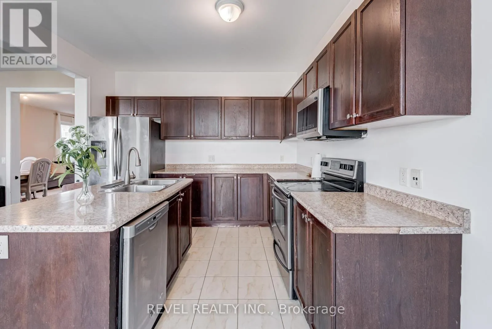 644 ARMSTRONG ROAD