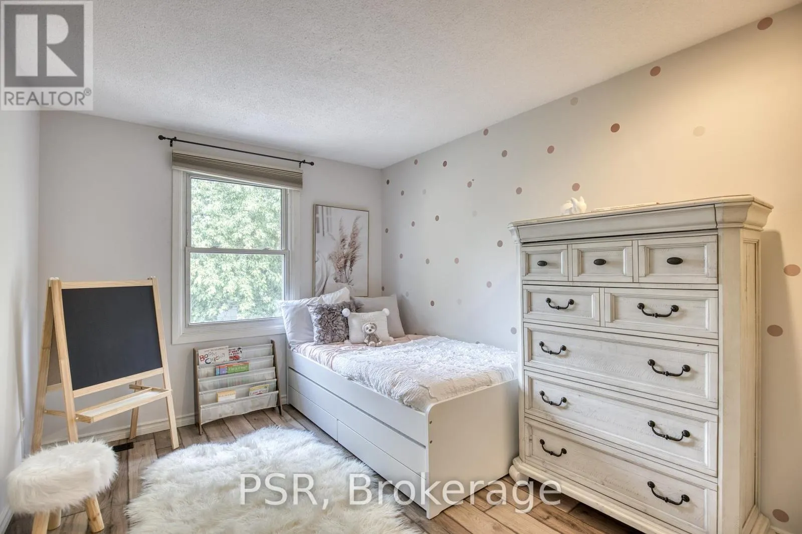 20 - 11 GRAND RIVER BOULEVARD