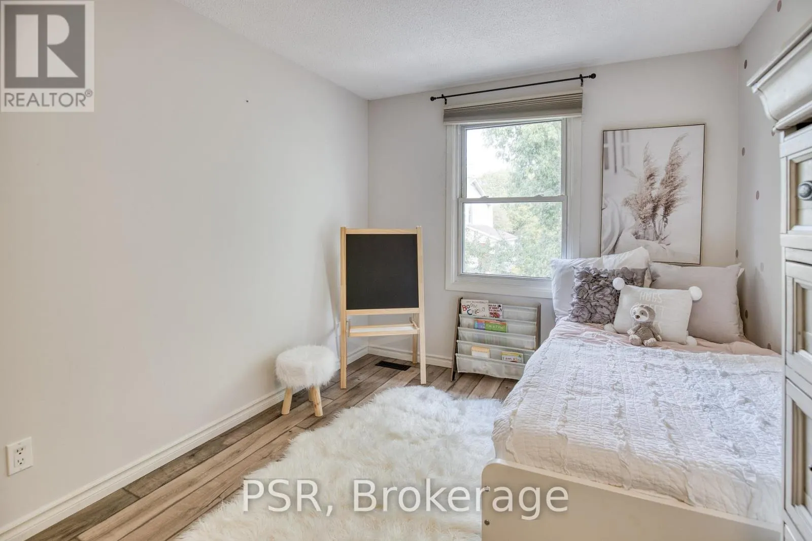 20 - 11 GRAND RIVER BOULEVARD