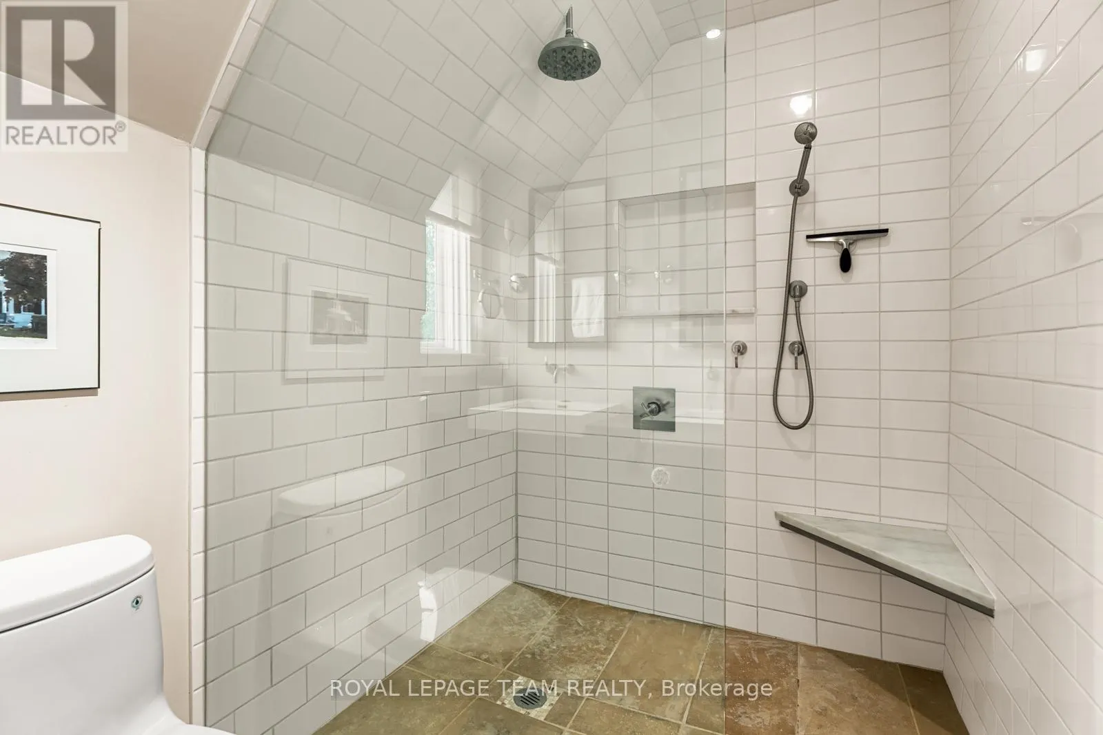 228 RIDEAU TERRACE