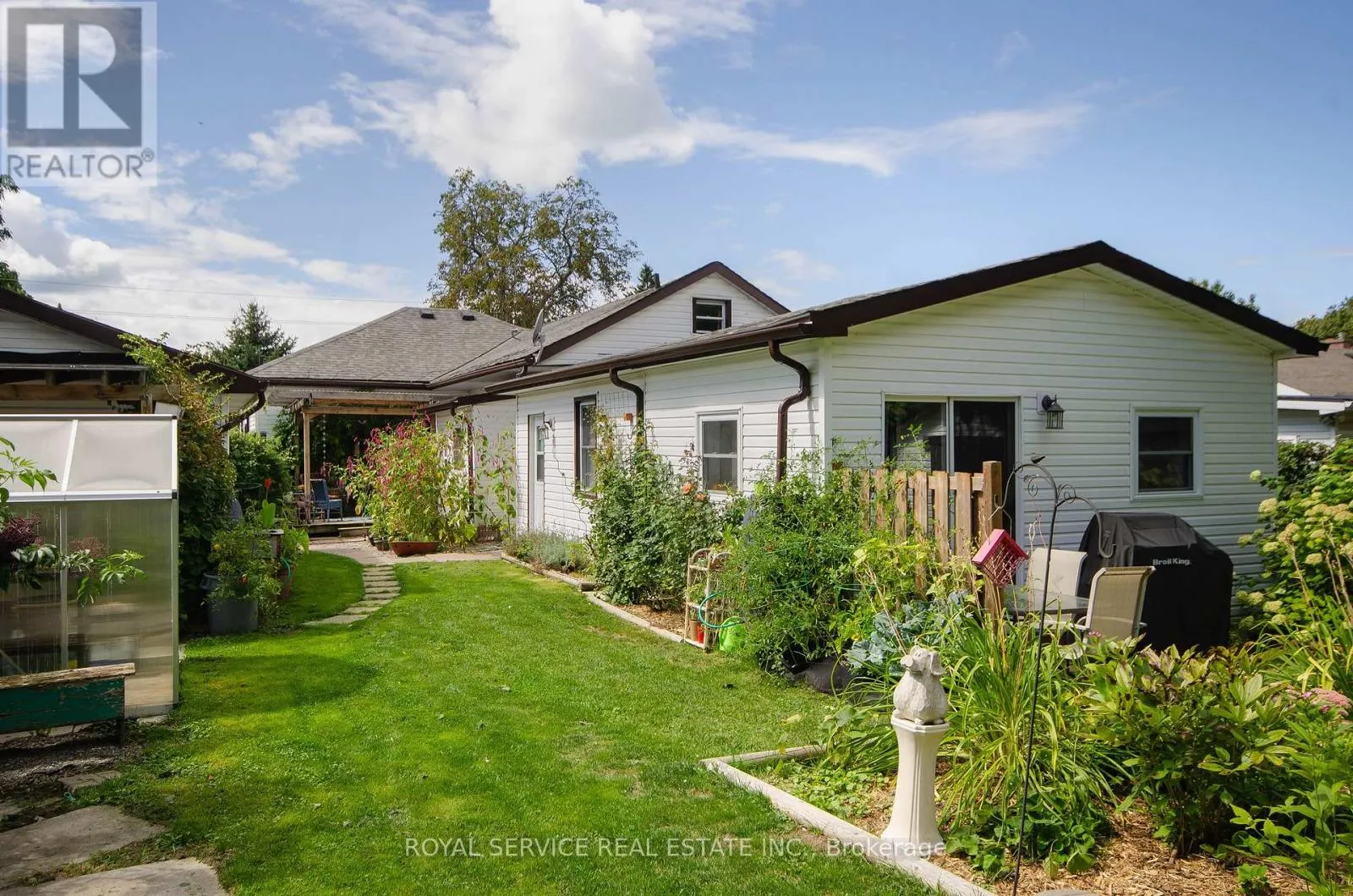 87 HOPE STREET N