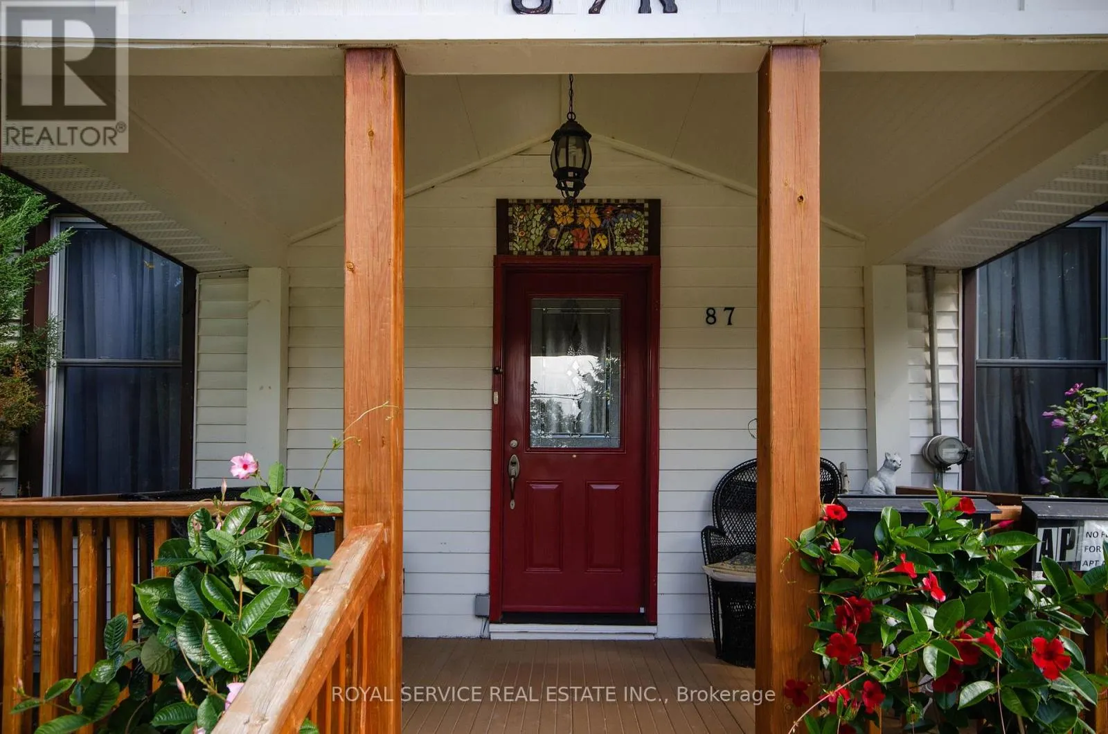 87 HOPE STREET N