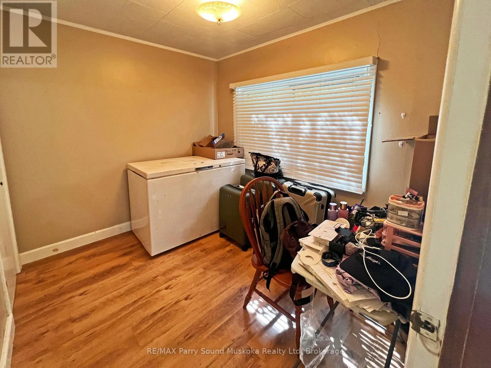46 WAUBEEK STREET