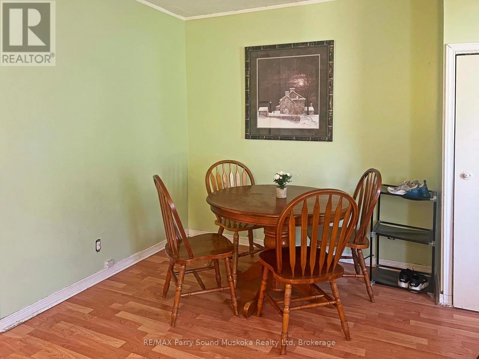 46 WAUBEEK STREET