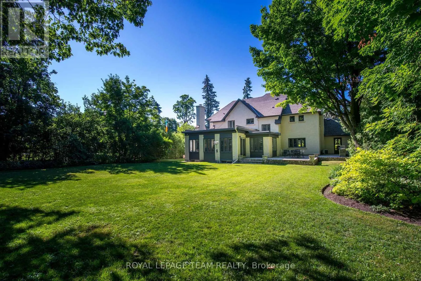 251 PARK ROAD