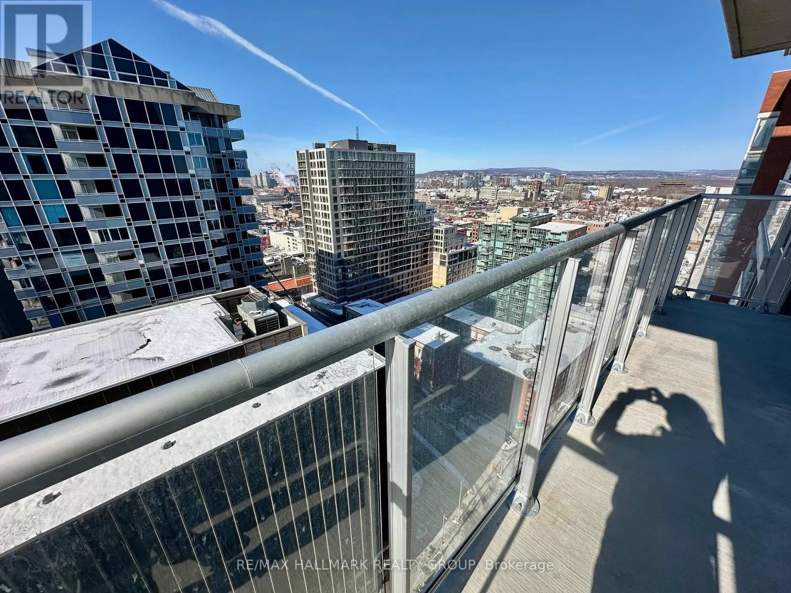 2001 - 180 GEORGE STREET