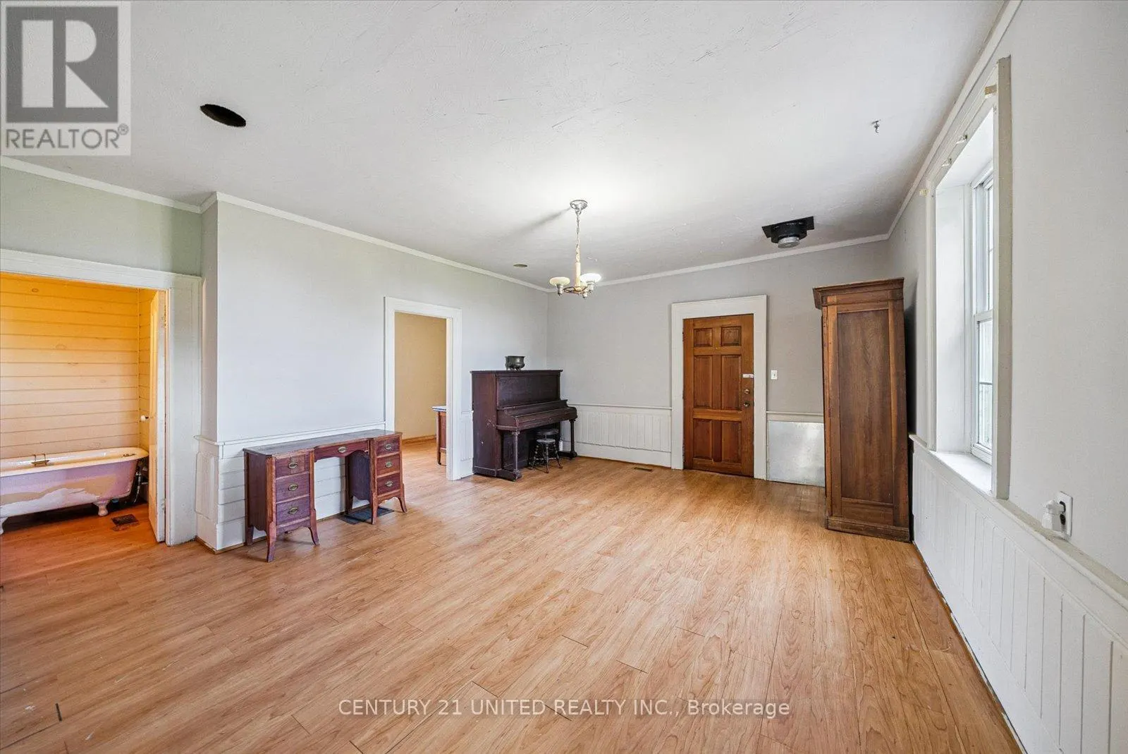 872 COUNTY ROAD 2