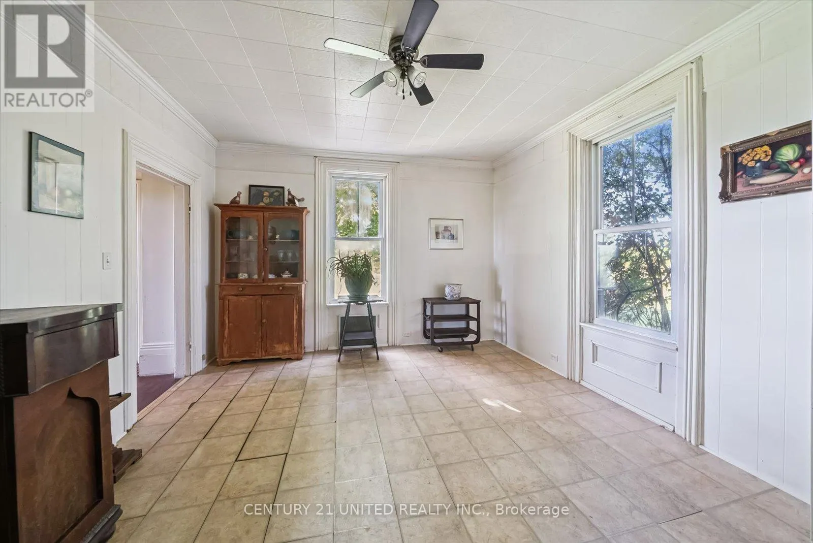 872 COUNTY ROAD 2