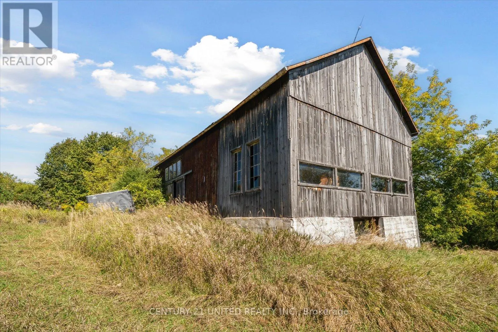 872 COUNTY ROAD 2