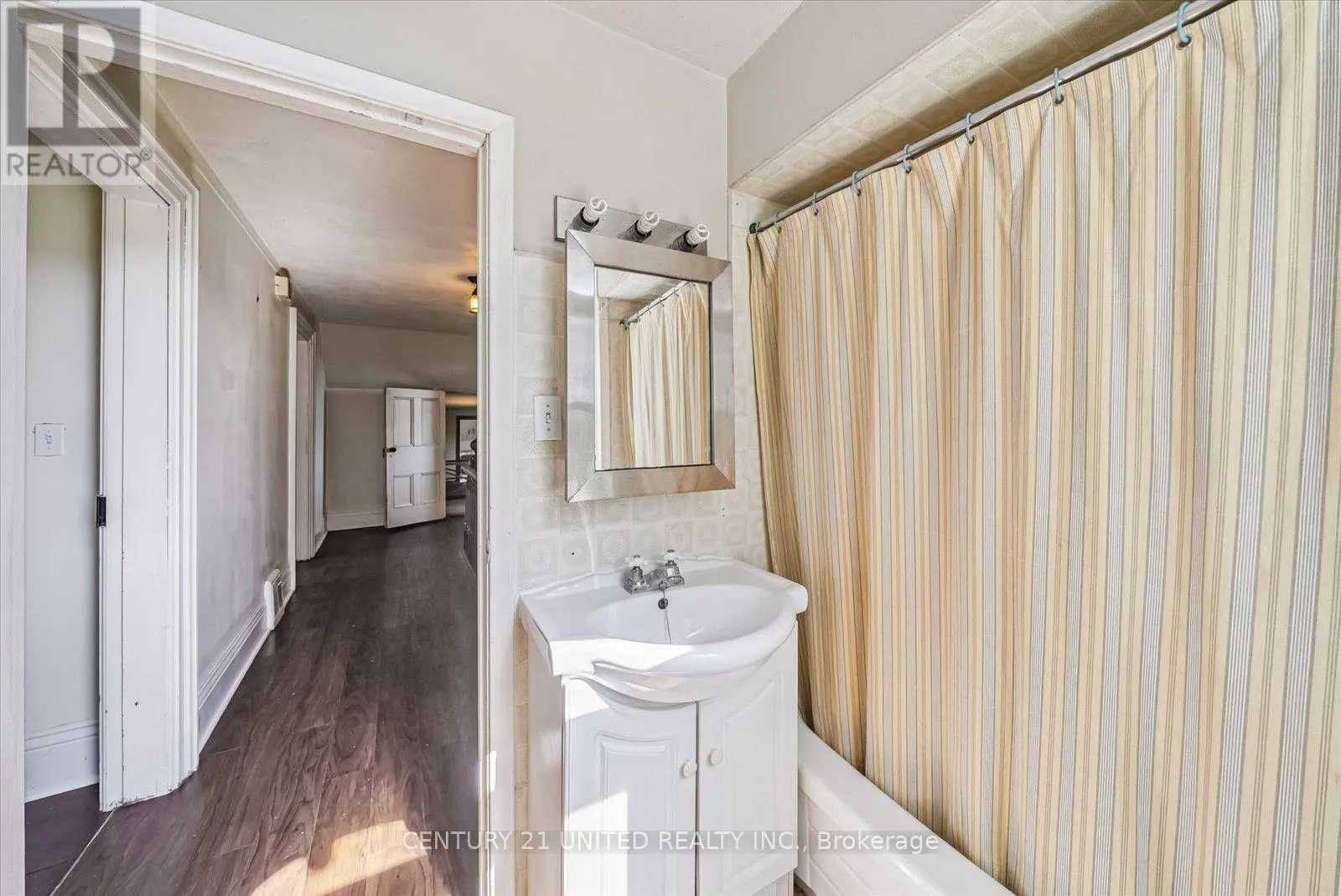 872 COUNTY ROAD 2