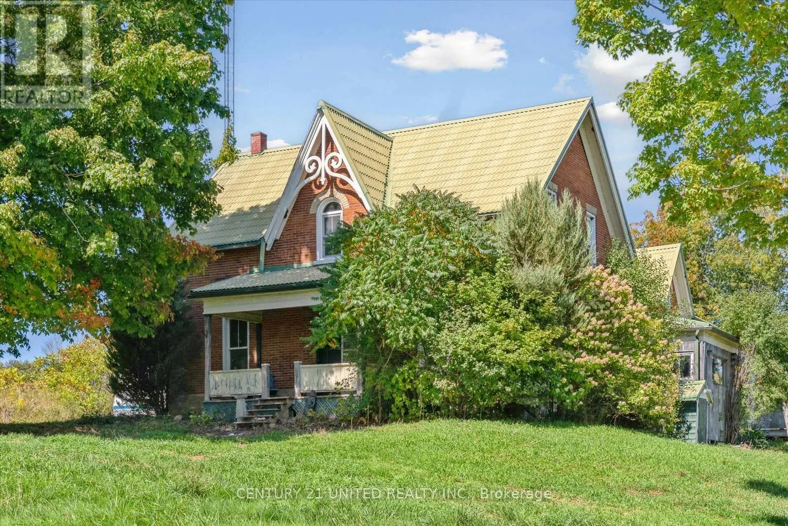 872 COUNTY ROAD 2