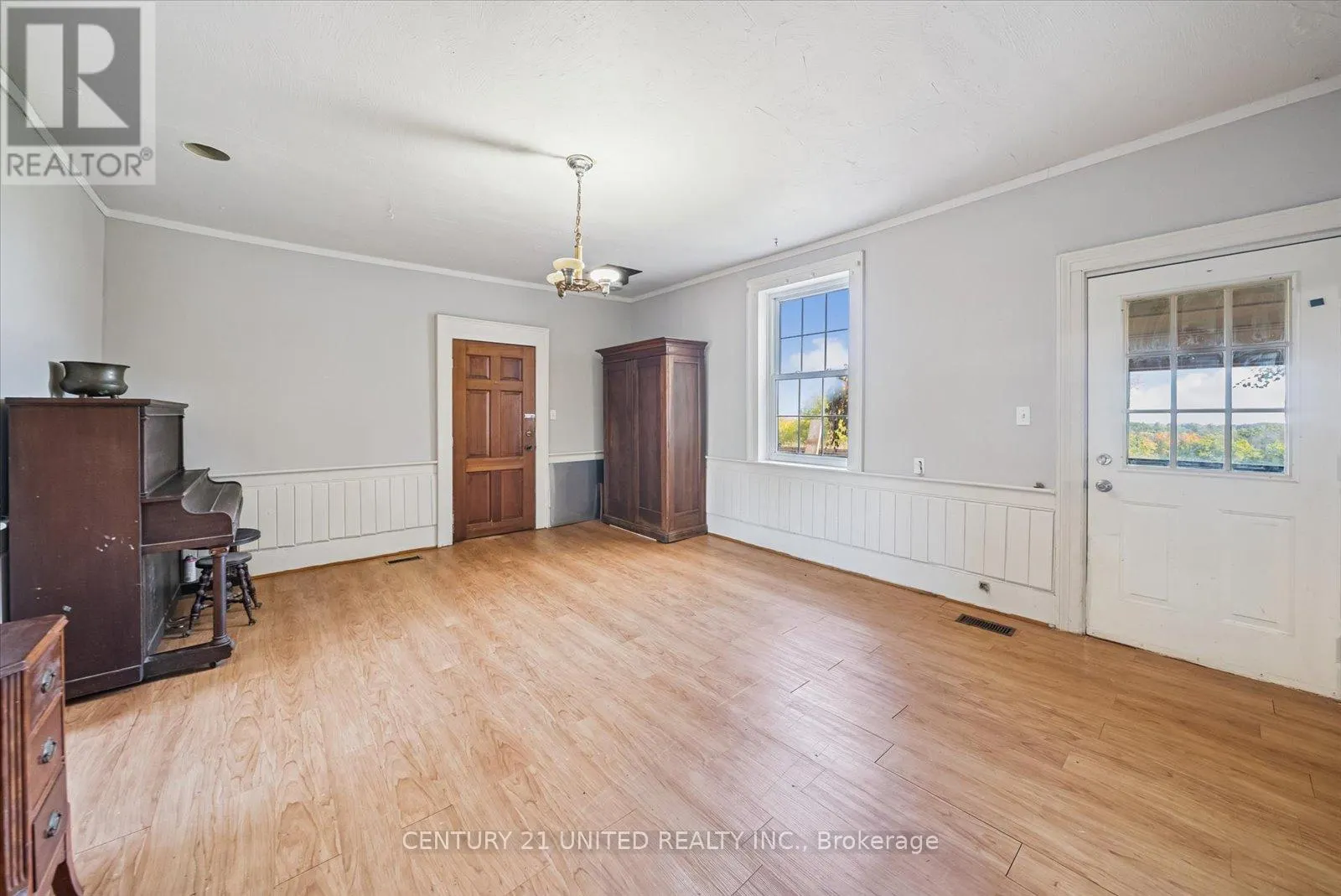872 COUNTY ROAD 2