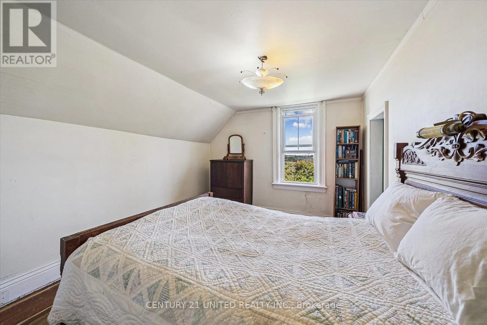 872 COUNTY ROAD 2