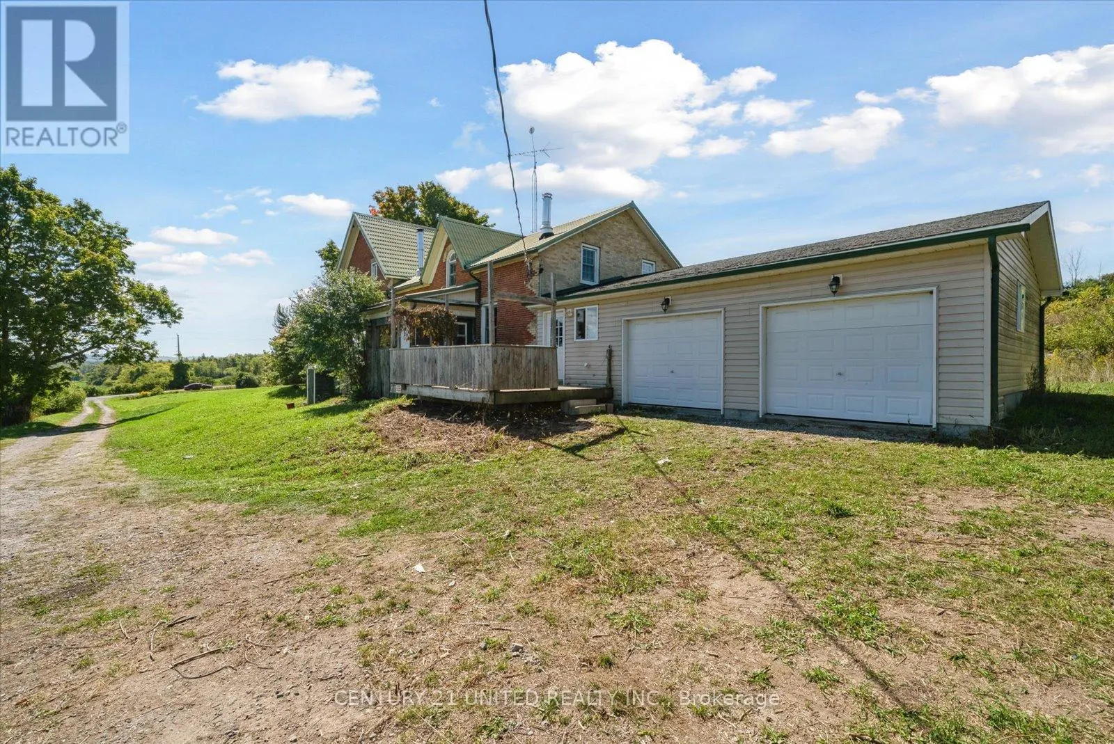872 COUNTY ROAD 2