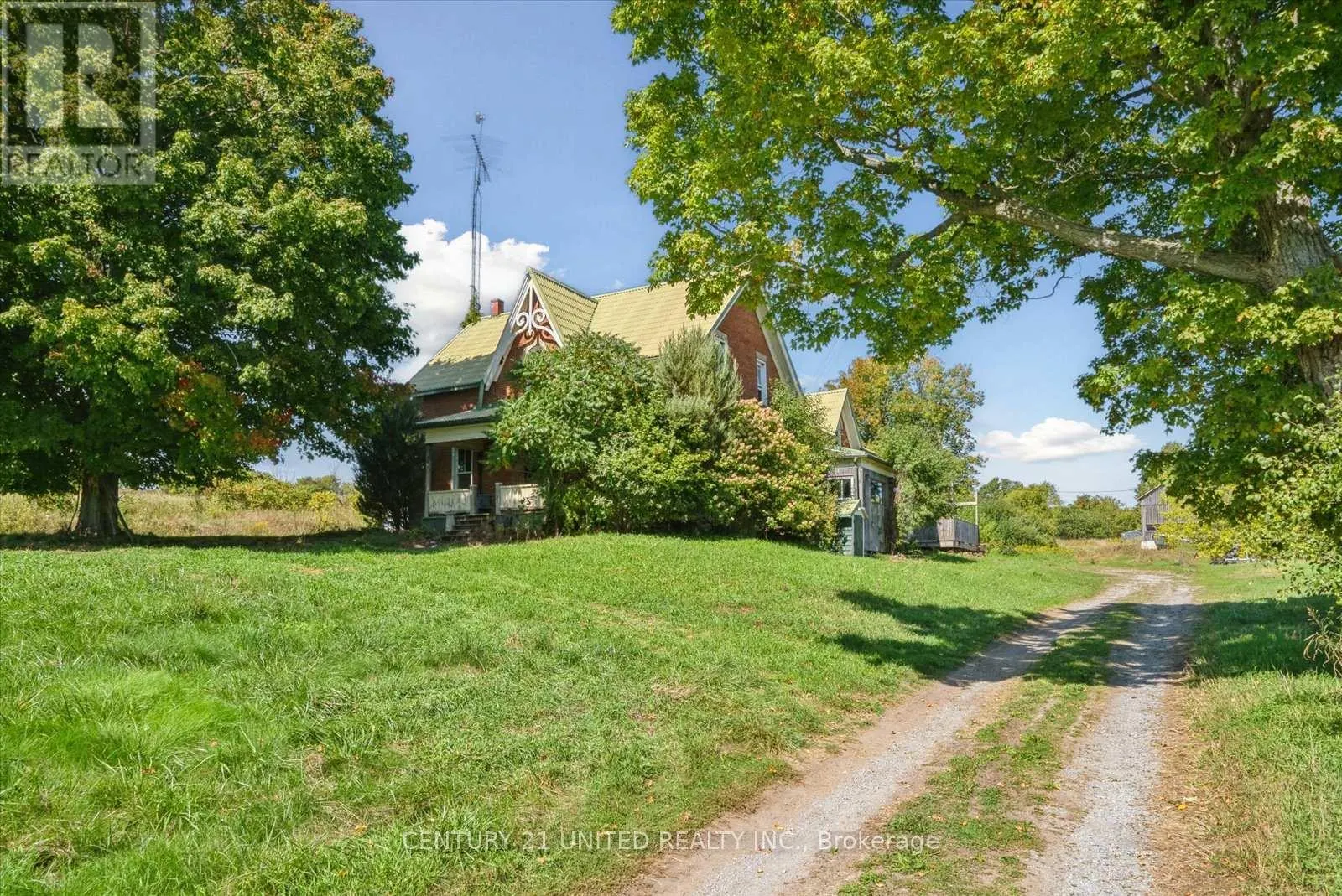 872 COUNTY ROAD 2