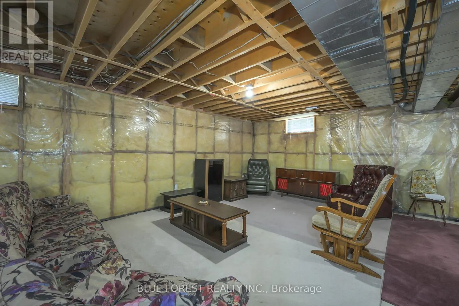 547 CRESTON AVENUE