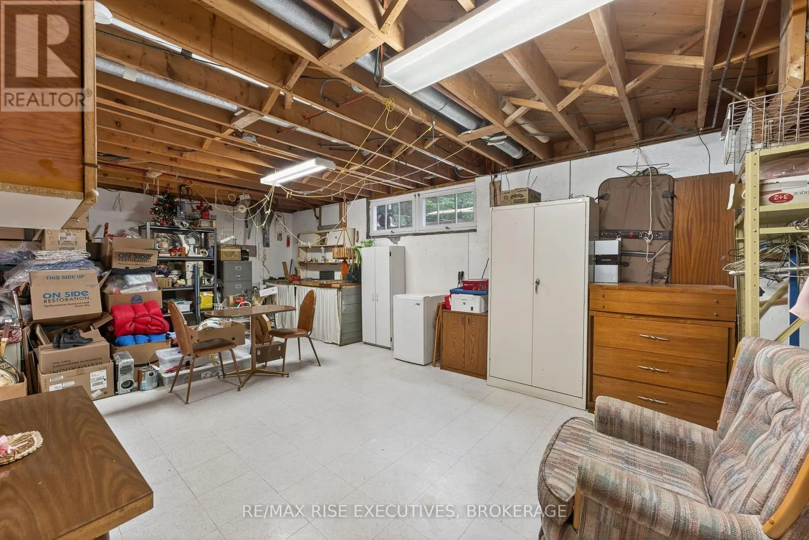 748 MONA DRIVE