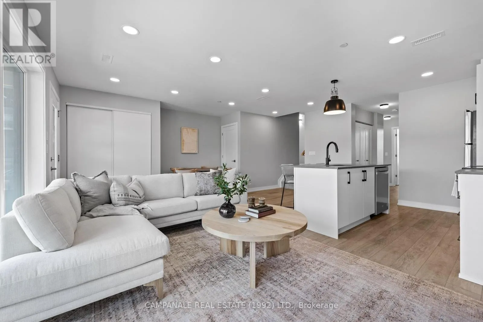 4 MODUGNO AVENUE